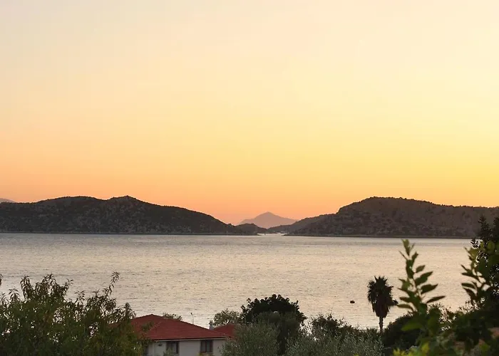 Niche Soeguet 住宿加早餐酒店 *